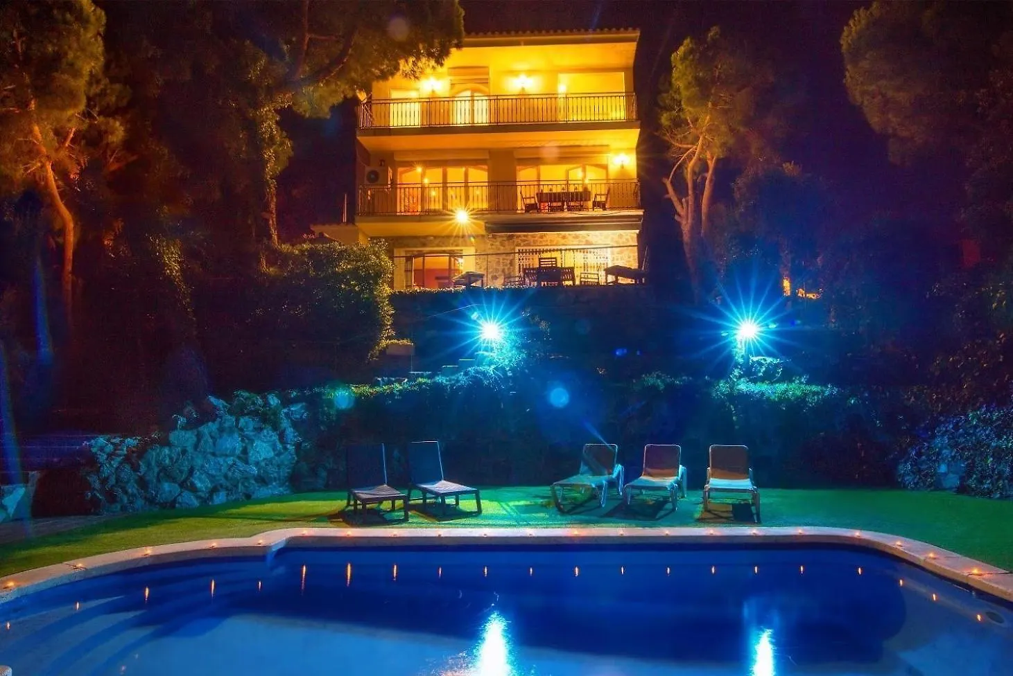 Villa con piscina privada climatizada Santa Susanna