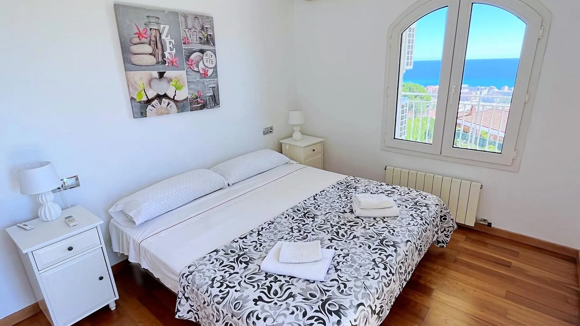 Villa con piscina privada climatizada Santa Susanna España