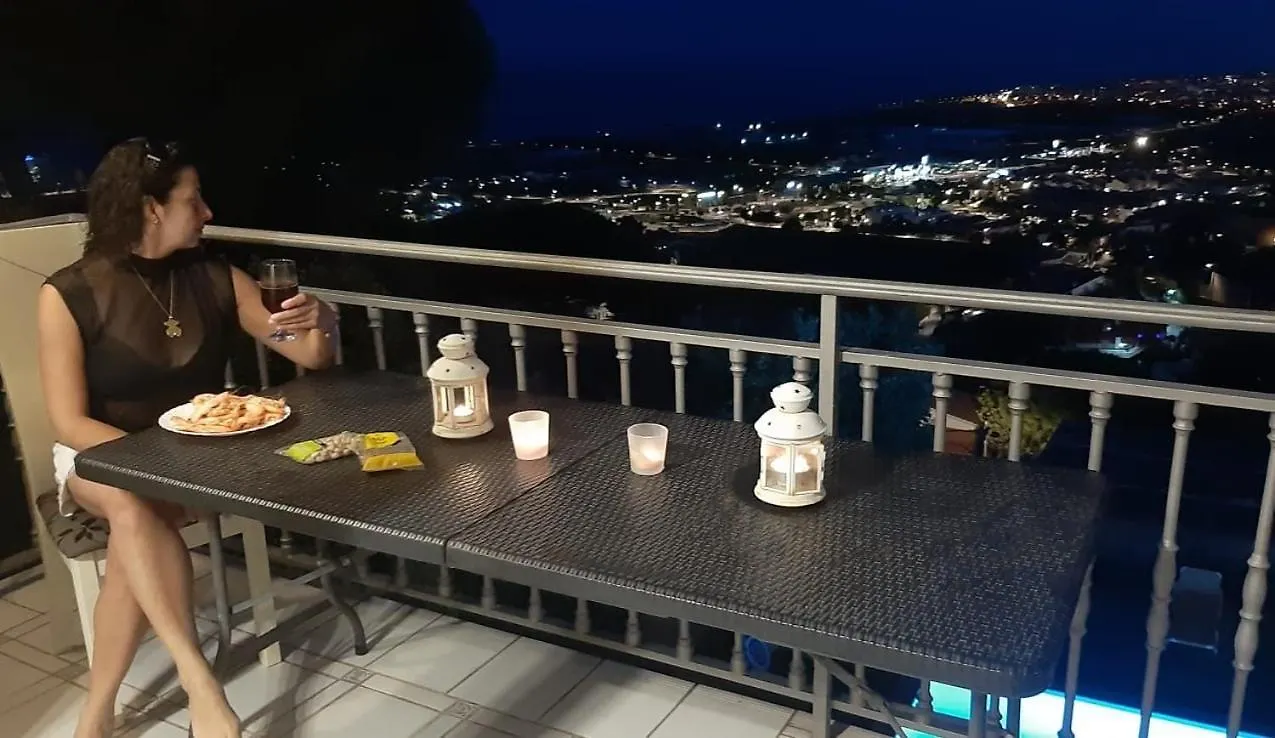 Сasa de vacaciones Villa con piscina privada climatizada Santa Susanna