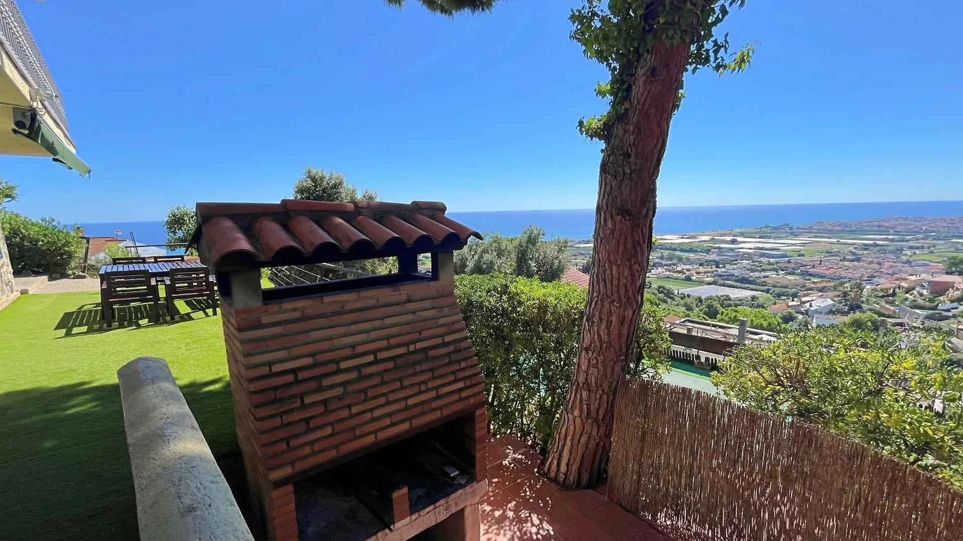 Сasa de vacaciones Villa con piscina privada climatizada Santa Susanna